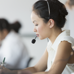 operator using Mida UC applications